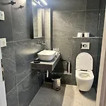 公寓式酒店 阿吉斯缇斯酒店 3*
